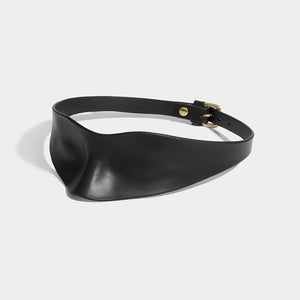 MOULDED BLINDFOLD