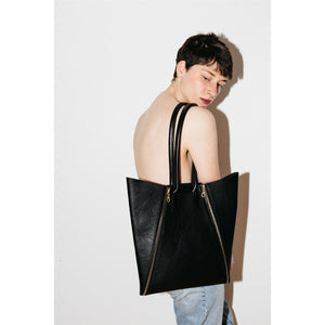 FLAT ZIP TOTE