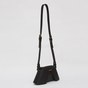 FOLDED TRIANGLE BAG BLACK | Womens Bags | Fleet Ilya