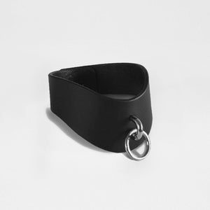 O-RING CURVED COLLAR | Womens Jewellery | Fleet Ilya