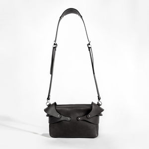 fleet ilya shoulder piece bag