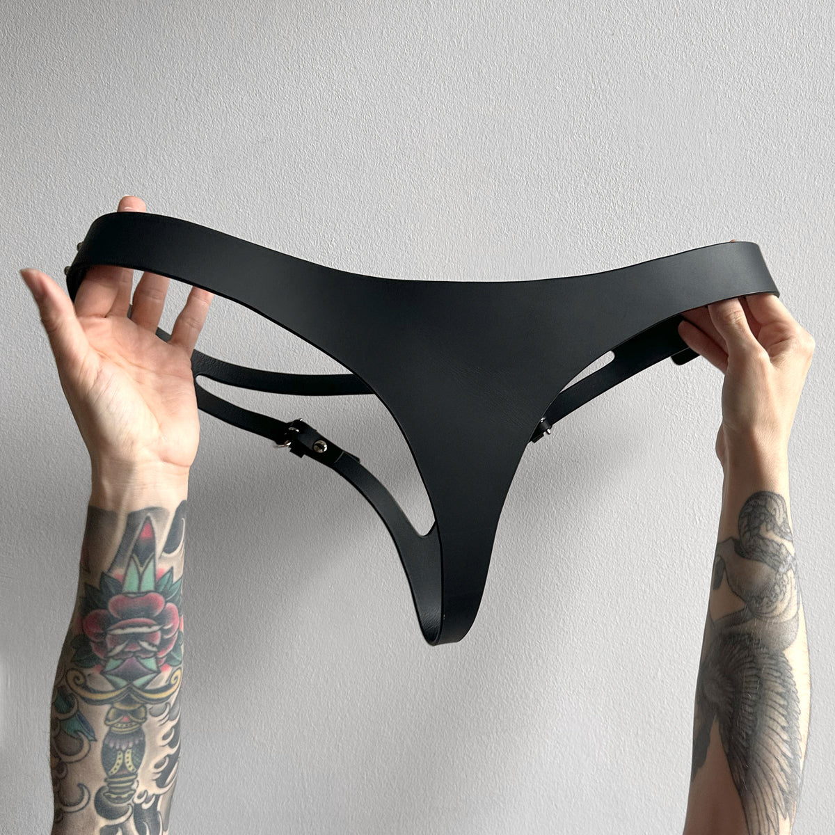 ARCHIVAL CUT OUT KNICKERS BLACK / MEDIUM