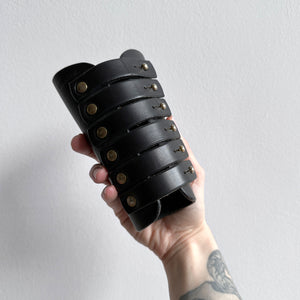 ARCHIVAL GAUNTLET CUFF / SINGLE