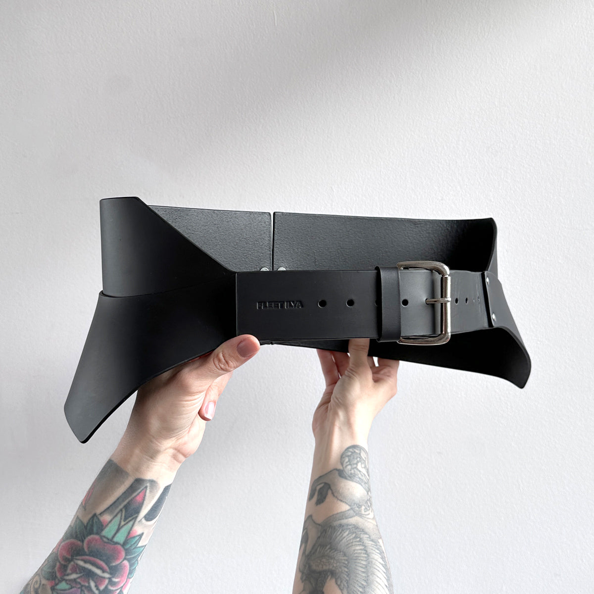 ARCHIVAL HIGH POINT CORSET BLACK / EXTRA LARGE