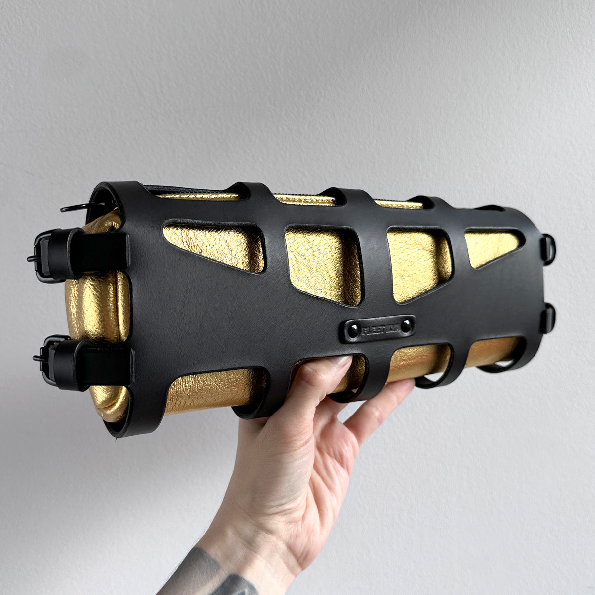 ARCHIVAL HARNESS CLUTCH BLACK & GOLD