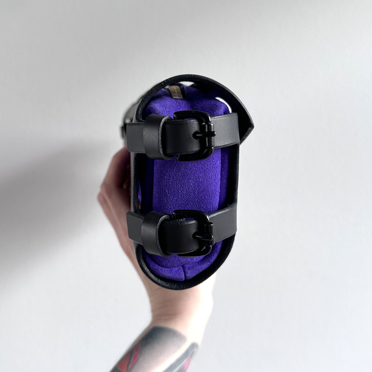 ARCHIVAL HARNESS CLUTCH BLACK & PURPLE