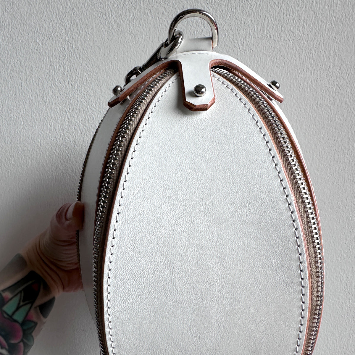 ARCHIVAL MULTI ZIP BAG IVORY