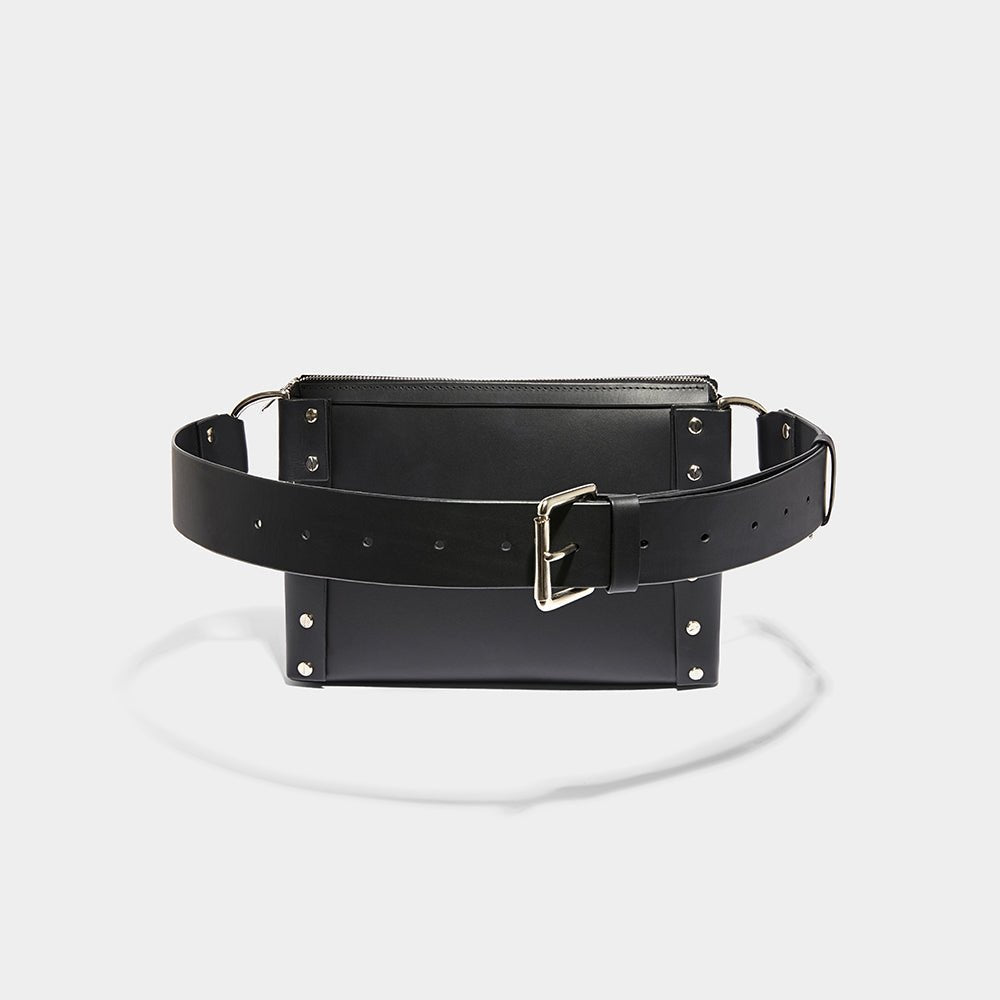 POCKET POUCH BAG - BLACK | AUTUMN WINTER 20 | Fleet Ilya