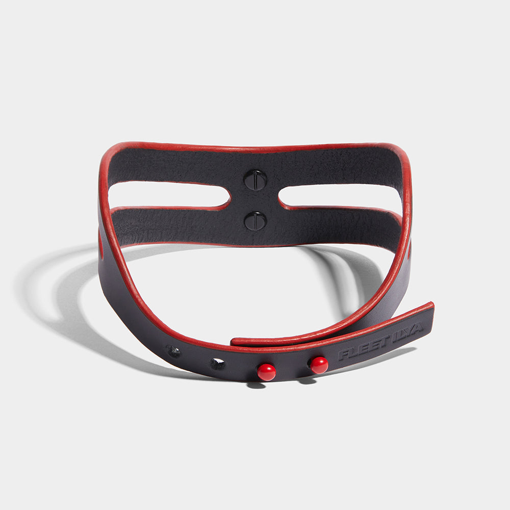 CUT OUT COLLAR RED EDGE