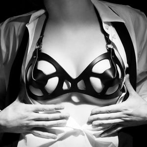 TARGET BRA BLACK