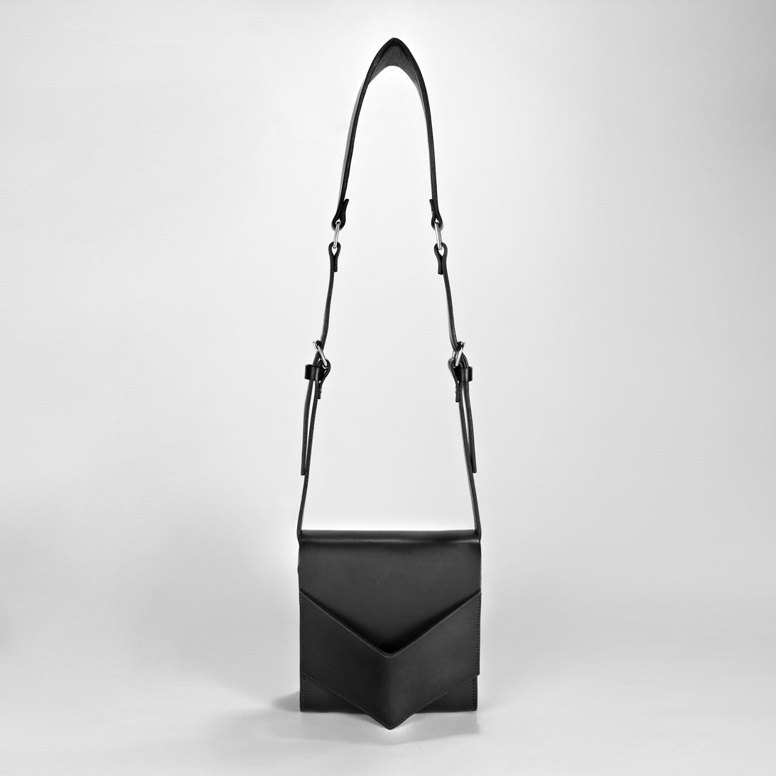 SCULPTED BOX BAG