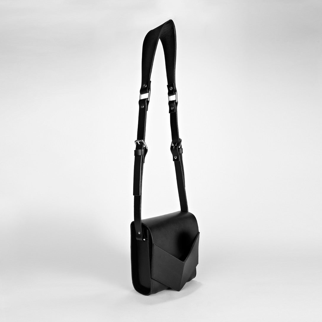 SCULPTED BOX BAG