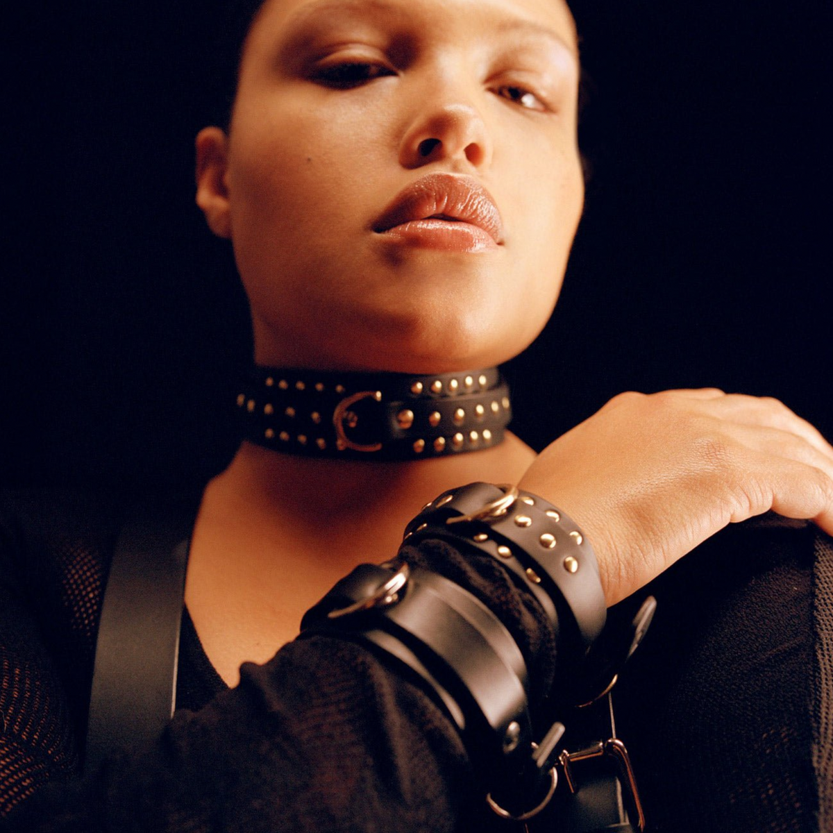 THIN STUDDED COLLAR NATURAL