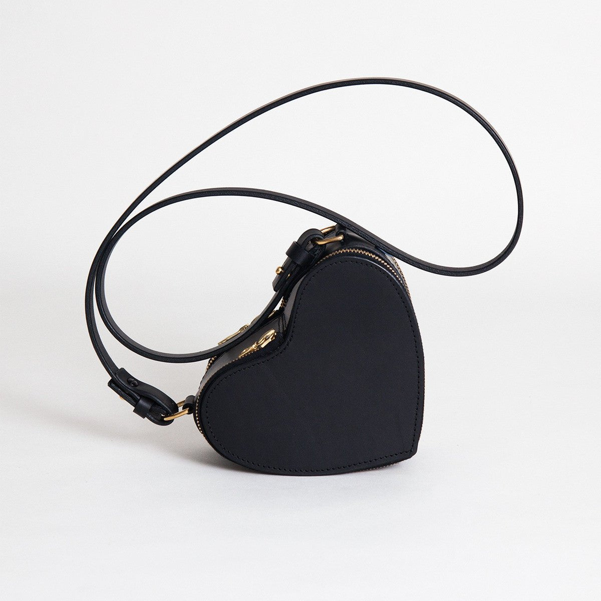 HEART BOX BAG BLACK | Womens Bags | Fleet Ilya