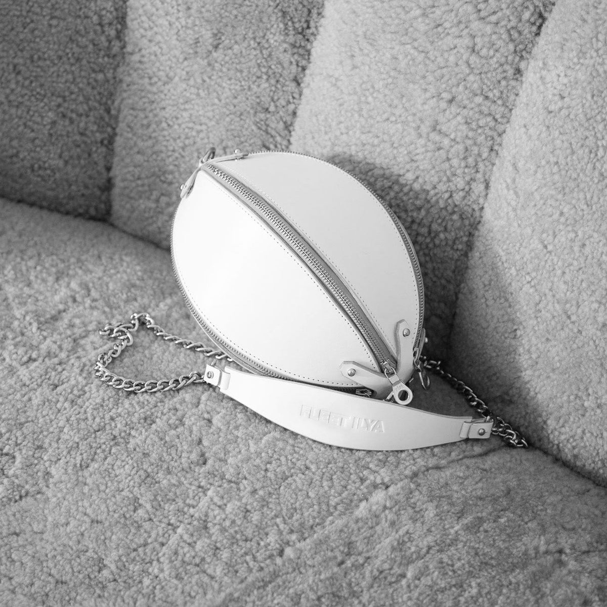 Multi Zip Bag Fleet Ilya