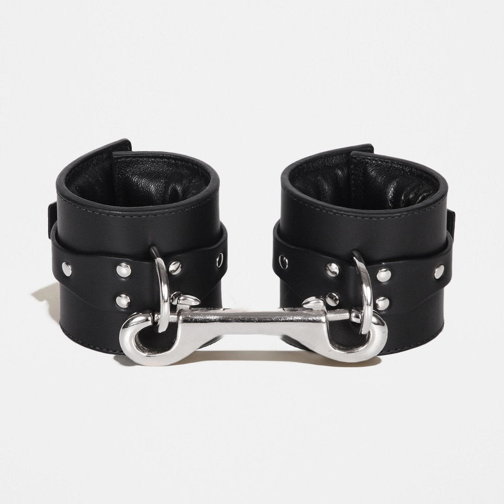 fleet ilya padded cuffs