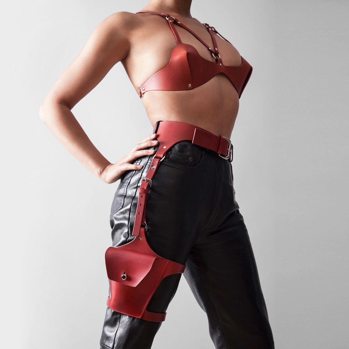 POCKET SUSPENDER HARNESS - RED | Harnesses & Bodypieces | Fleet Ilya