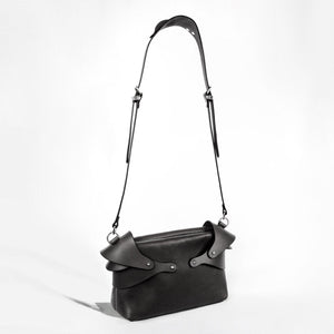SHOULDER PIECE BAG BLACK | Womens Bags | Fleet Ilya
