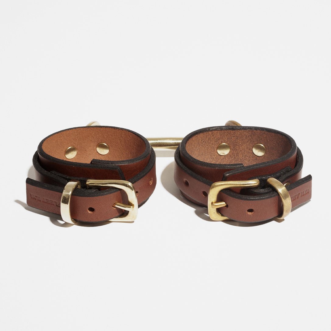 WING CUFFS BROWN | Cuffs | Fleet Ilya